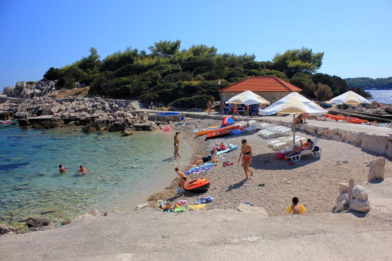 Apartments By The Sea Prizba, Korcula - 9255 Exterior foto